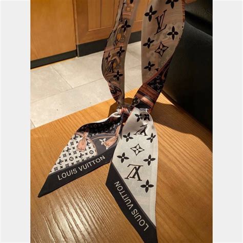 louis vuitton sciarpa replica